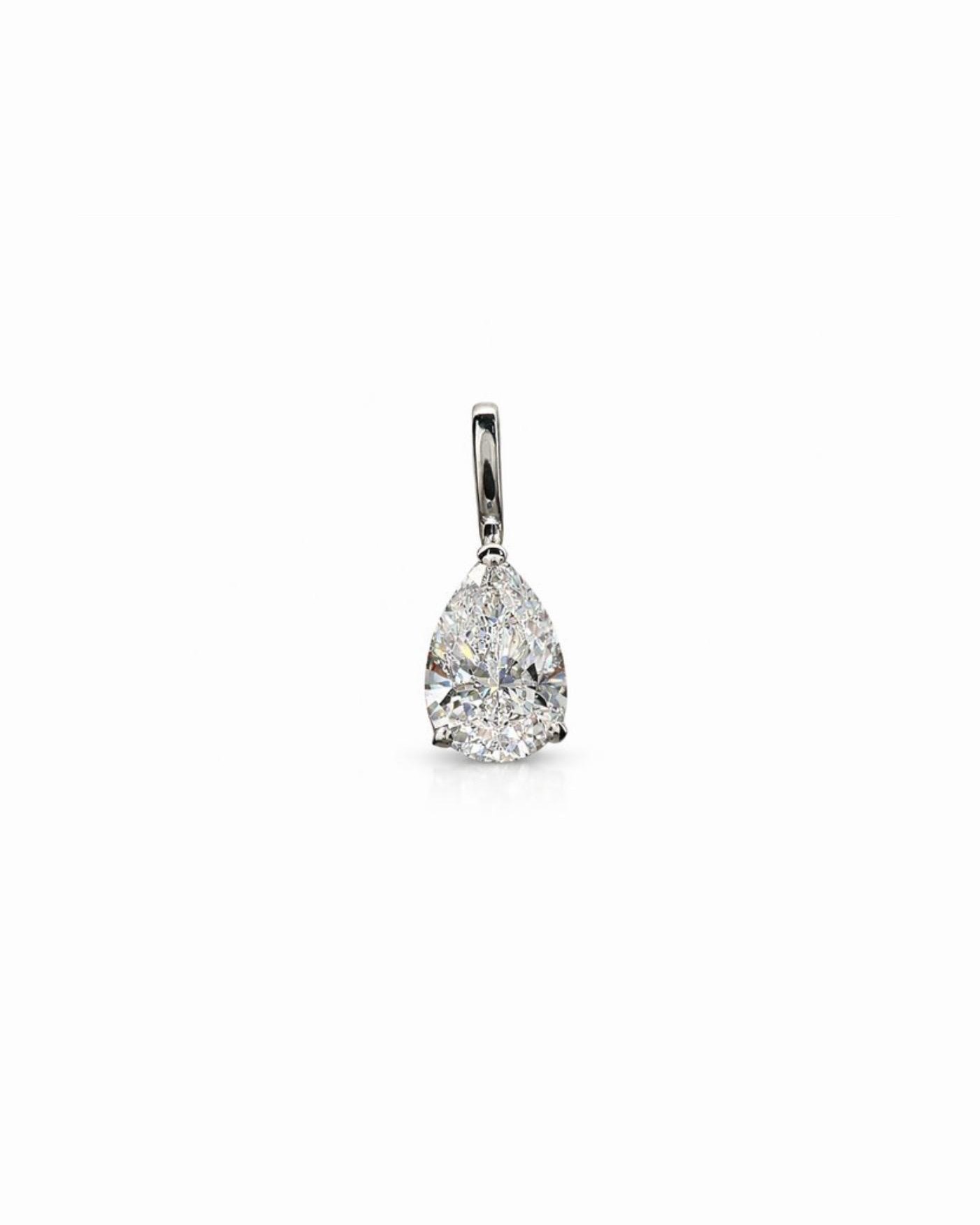 Pear Solitaire Pendant — Pendants — Maison d'Éclat